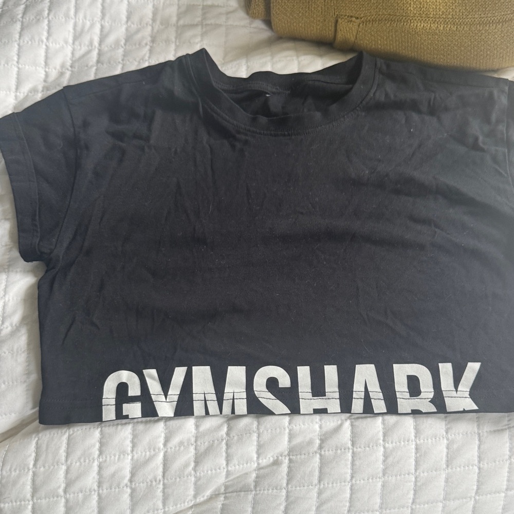 368-Gymshark Black Tee with Bold Logo